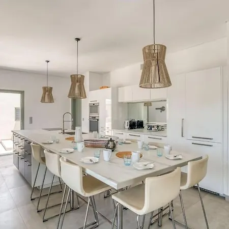 Xifara - Seafront * Santa Maria (Paros)