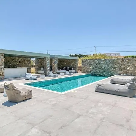 Vila Xifara - Seafront Santa Maria (Paros)