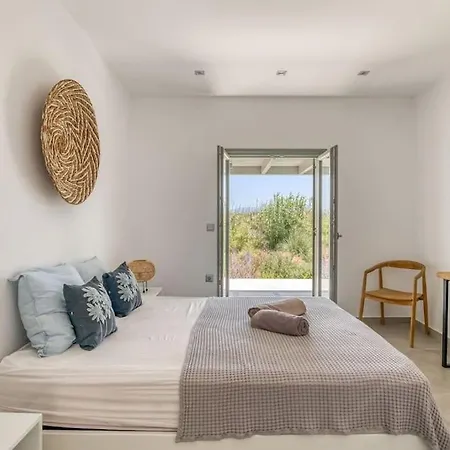 Xifara - Seafront Vila *