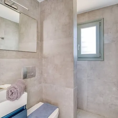 Xifara - Seafront Vila Santa Maria (Paros)