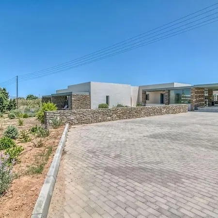 Xifara - Seafront Vila Santa Maria (Paros)