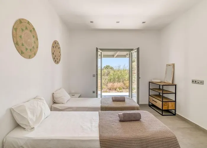 Xifara - Seafront Villa Szánda María