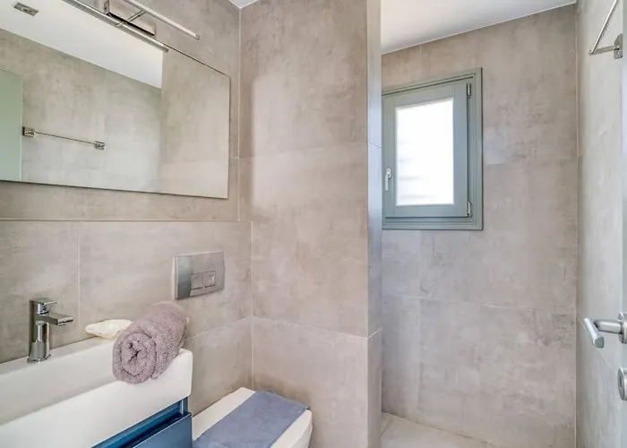 Xifara - Seafront Villa Szánda María