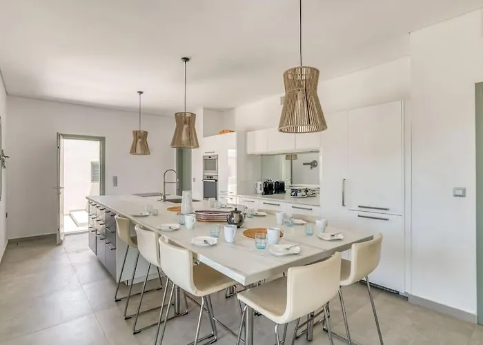 Xifara - Seafront * Szánda María